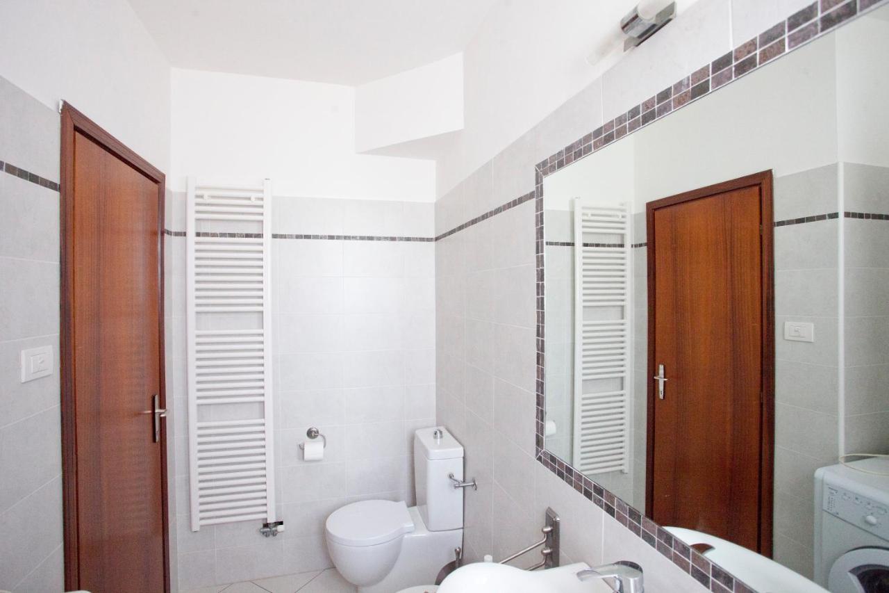 Casa Rosa Apartment Torbole Sul Garda Exterior photo