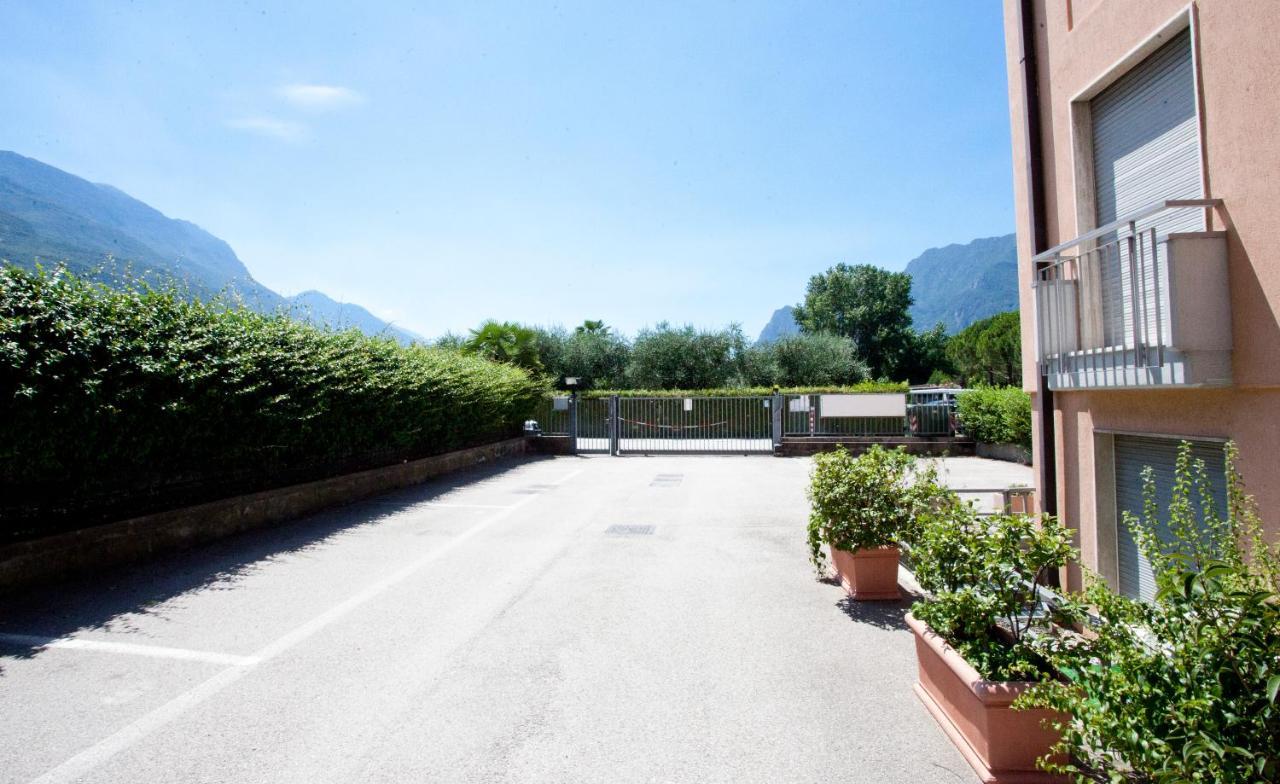 Casa Rosa Apartment Torbole Sul Garda Exterior photo